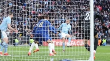 قمة الجولة: مان سيتي يصطدم بتشيلسي في الدوري الإنجليزي غدًا مع ميزة تاريخية للبلوز